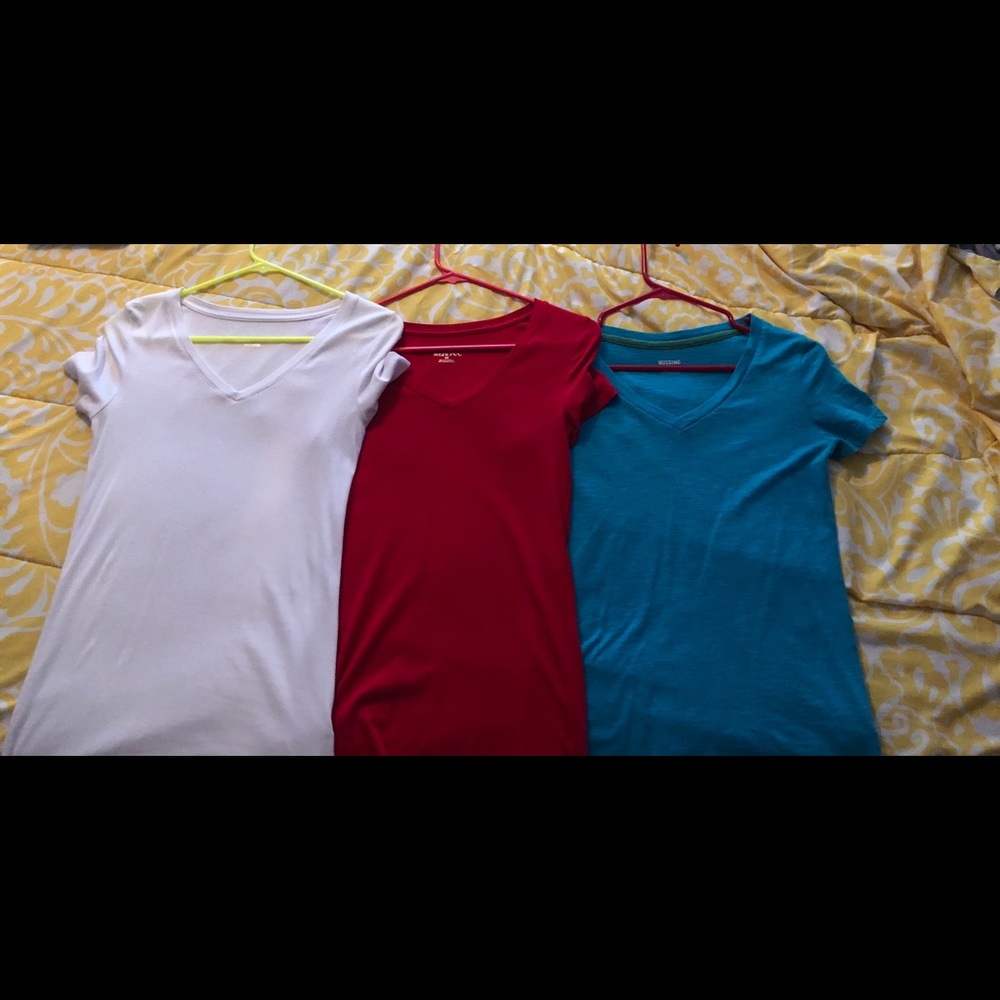 3 pack of target brand v necks